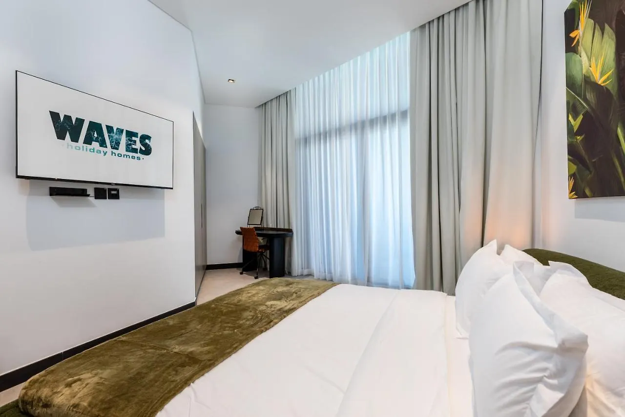 Waves Holiday Homes - 15 Northside, Tower 1, Two Bedroom Dubai Apartment