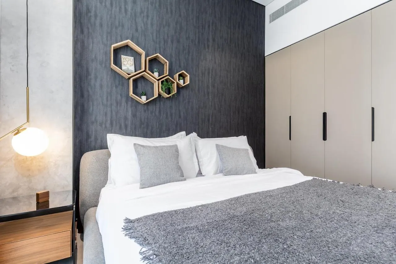 Waves Holiday Homes - 15 Northside, Tower 1, Two Bedroom Dubai 0*,